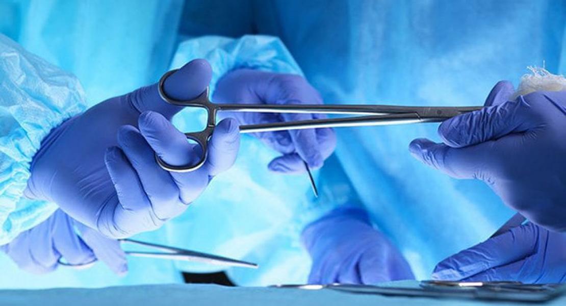 European Pioneer in Robotic Surgery: Colectomy without an incision